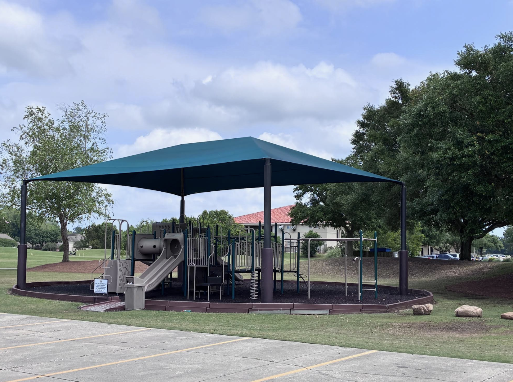 University Club community playground and park